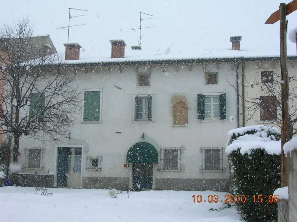 Bed & Breakfast Pegaso Valeggio sul Mincio 2*,  Italia